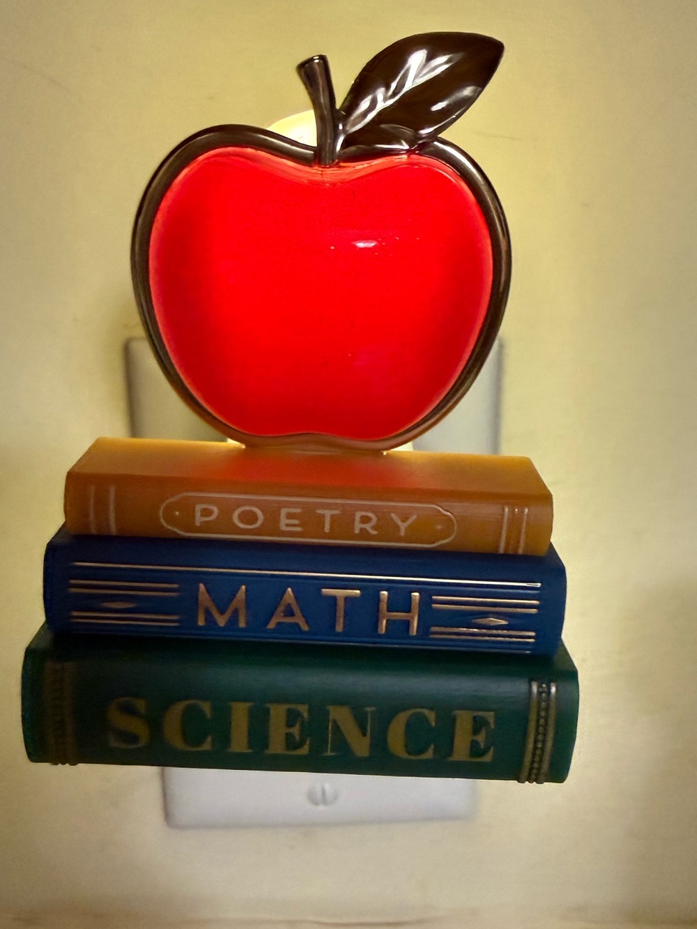 Bath and Body Works Apple and books  night light  wallflower